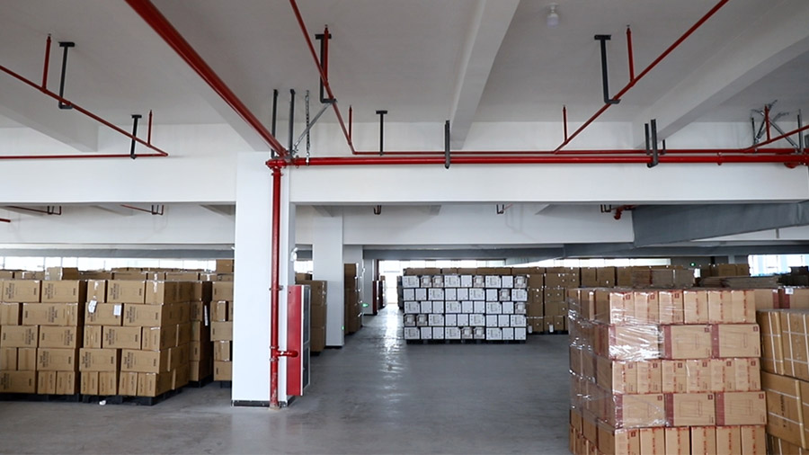 成品倉(cāng)庫(kù)